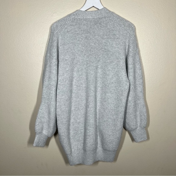 Weekend Los Angeles Women’s Heather Grey Ribbed Knit Cardigan Size Small Slouchy - Picture 10 of 12